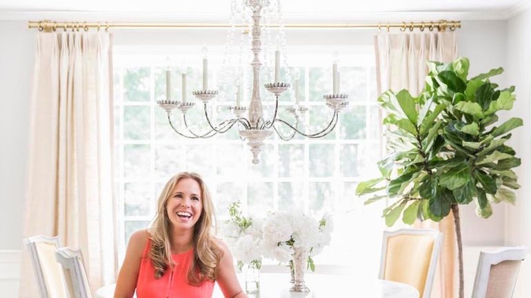 Style Me Pretty founder Abby Larson talks tips, trends and...