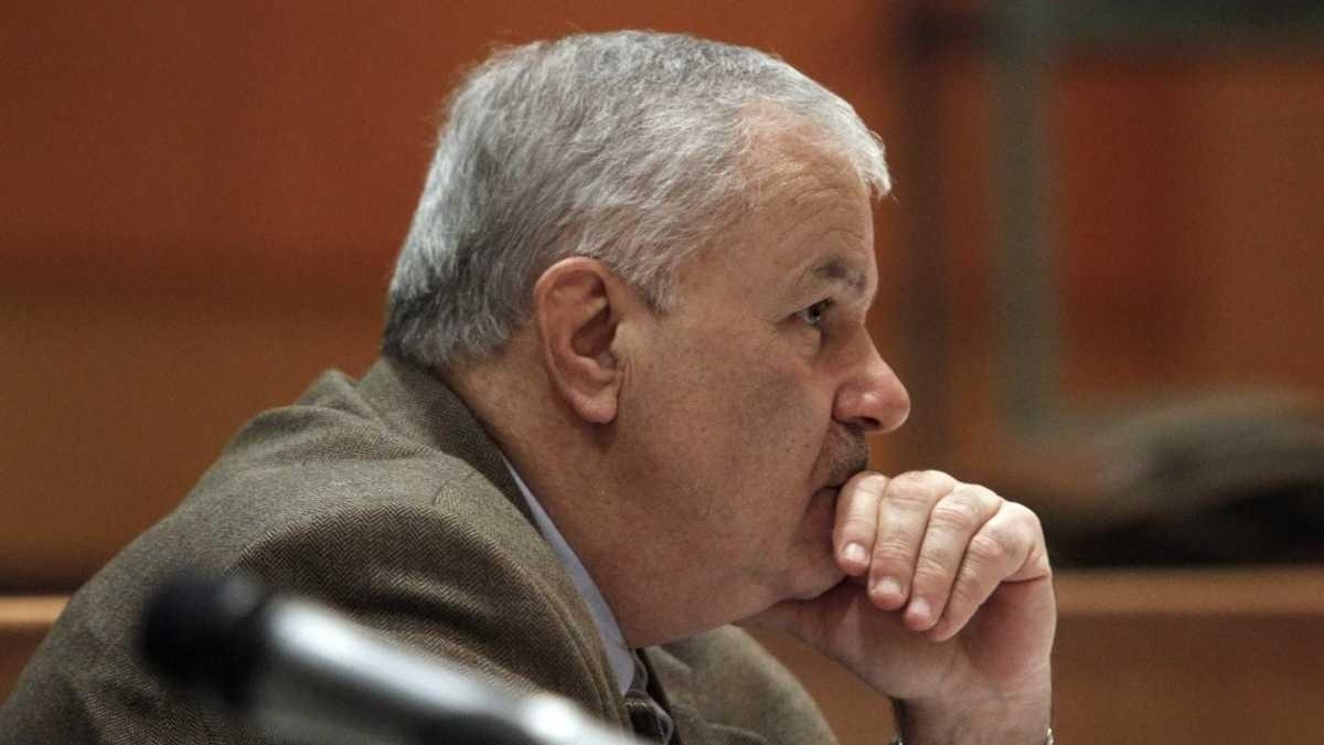 Joseph Cipp Jr Resigns After Bellport HS Grade fixing Charges Newsday