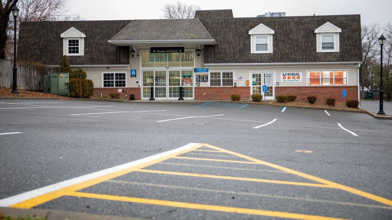 Smithtown proposes limit to storage facilities Newsday