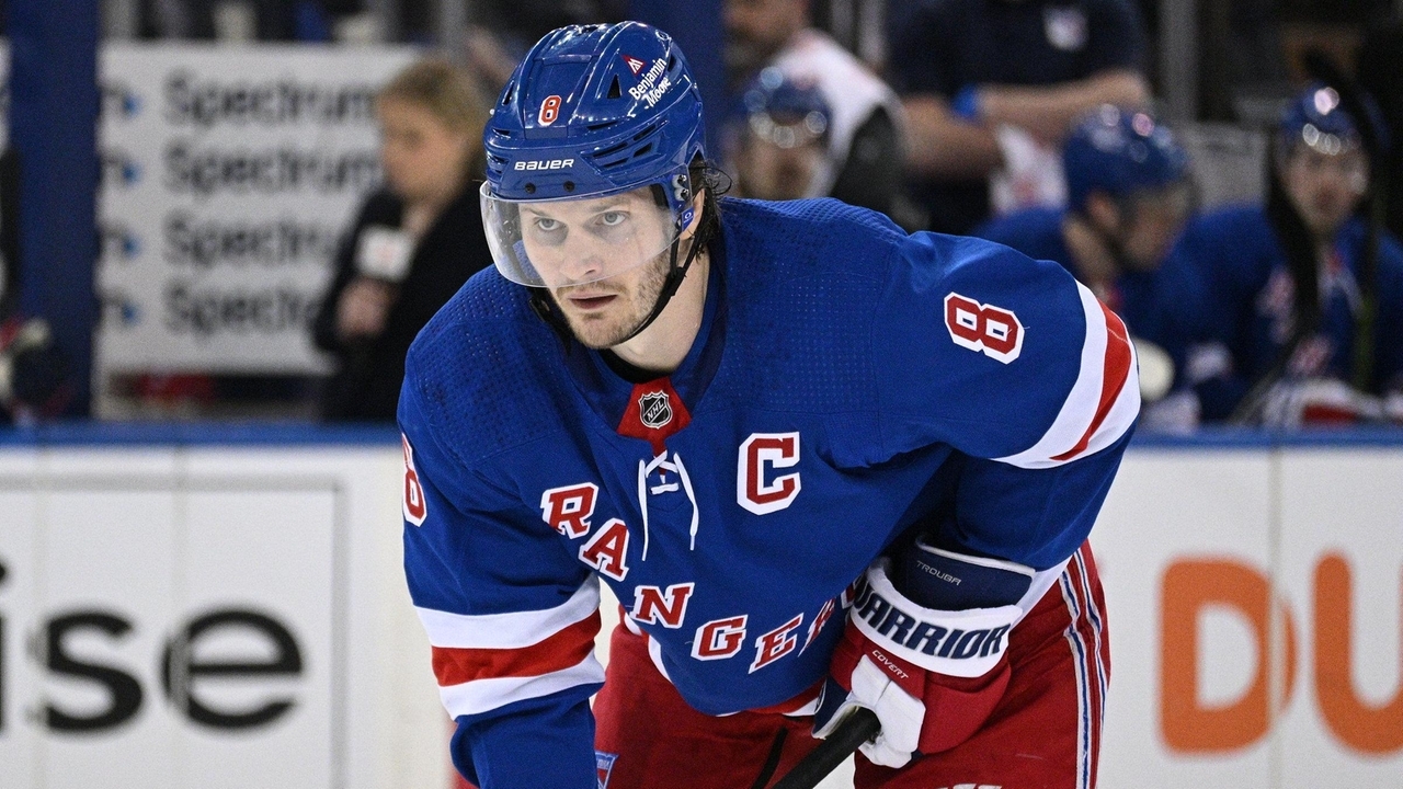 Rangers' Jacob Trouba returns to lineup in St. Louis - Newsday