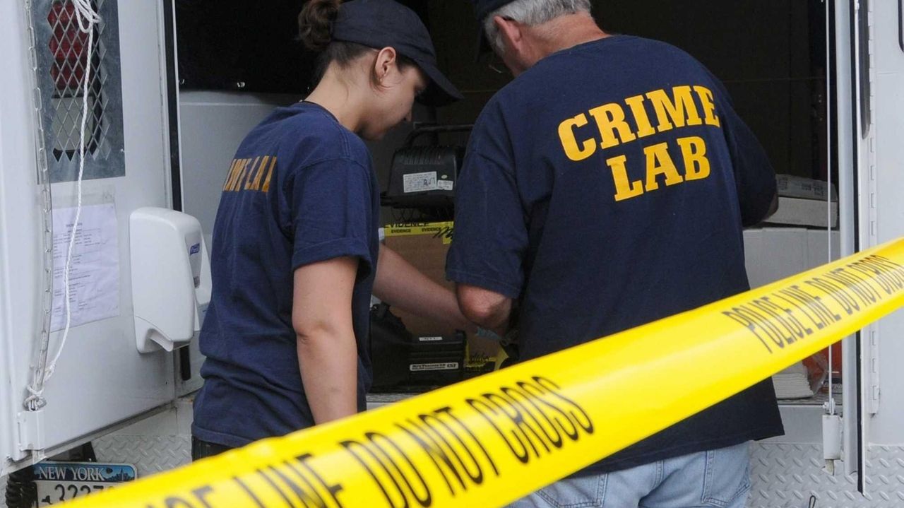 Hundreds of DNA cases backlogged at LI crime labs Newsday