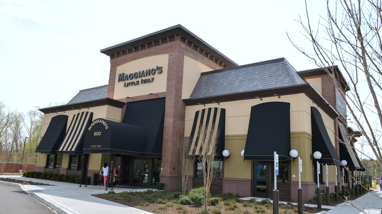 Maggiano's Little Italy restaurant in Garden City to close next month, lay off 57 employees
