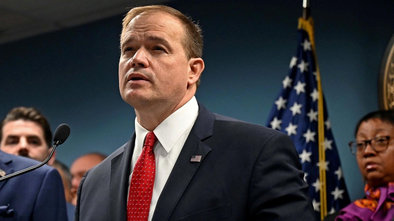 New Hyde Park man sentenced for driving drunk, causing crash that