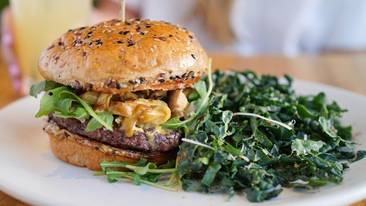 Where to eat at Roosevelt Field Newsday