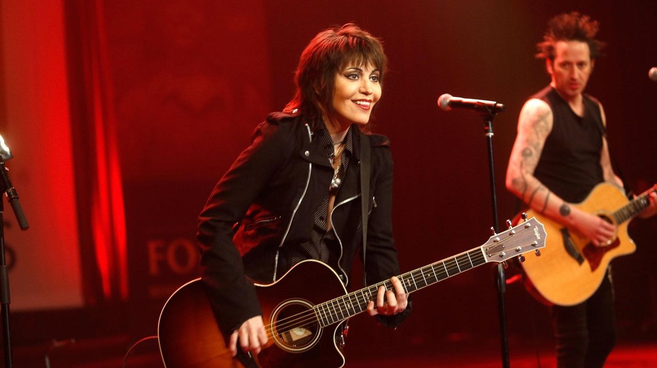 Joan Jett sets Jones Beach concert date - Newsday