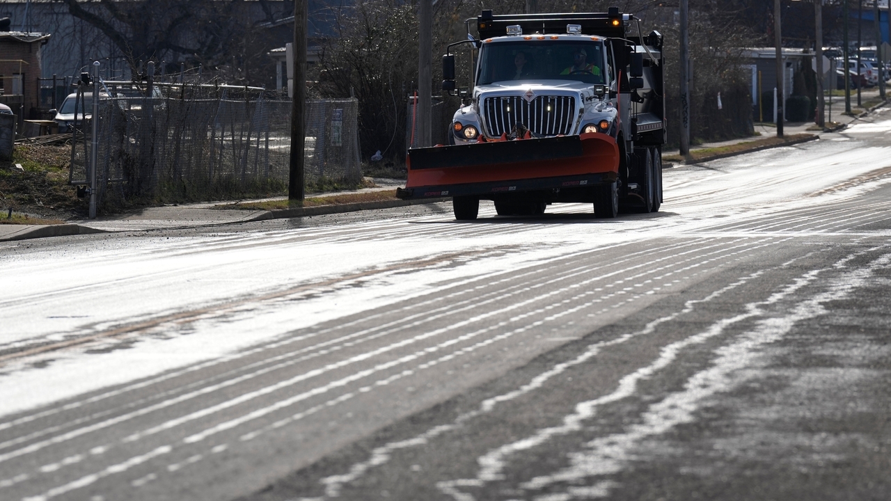 Huge US winter storm to bring crippling snow, sleet and ice from Texas ...