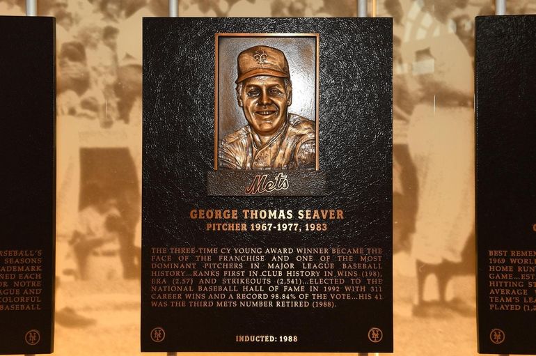 New York Mets Hall of Fame Plaques - Mets History