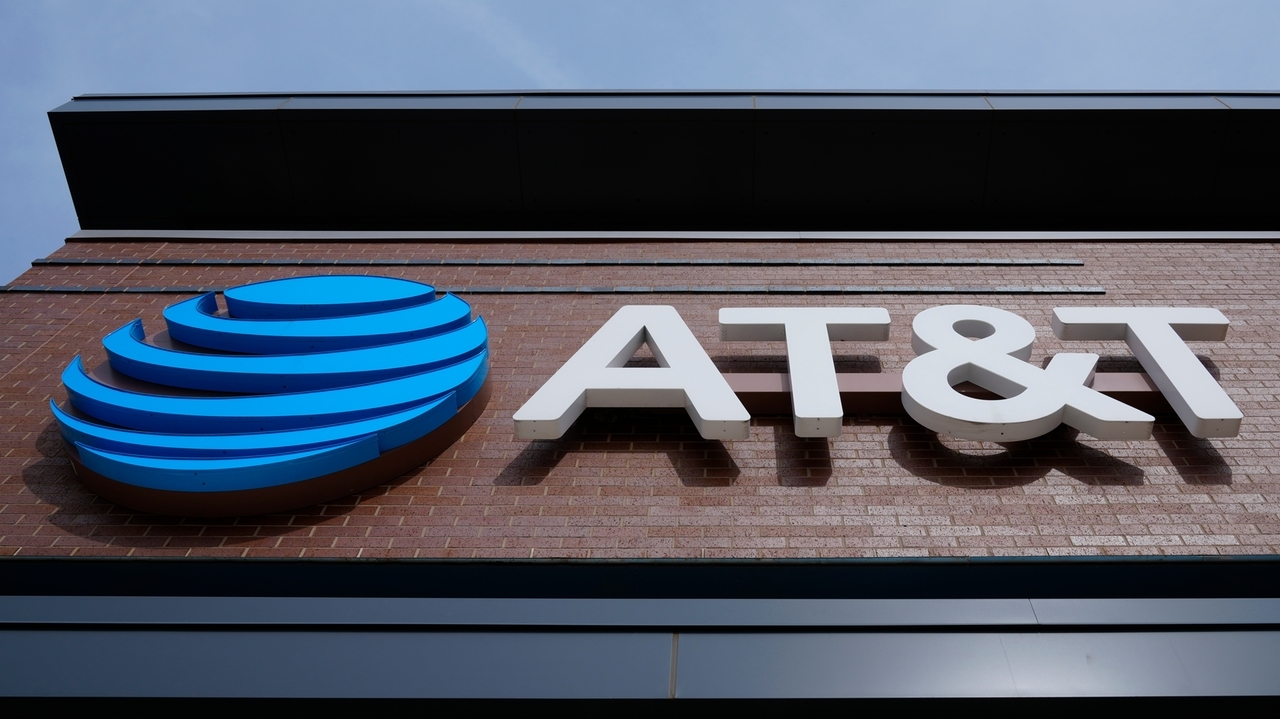 AT&T reached a $177M data breach settlement. What consumers should know ...