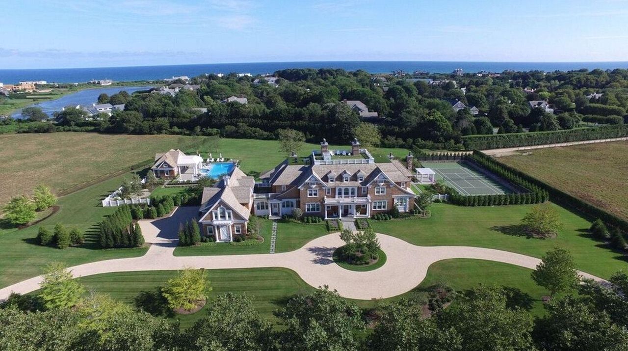New Hamptons mansion with rooftop putting green 45 million Newsday