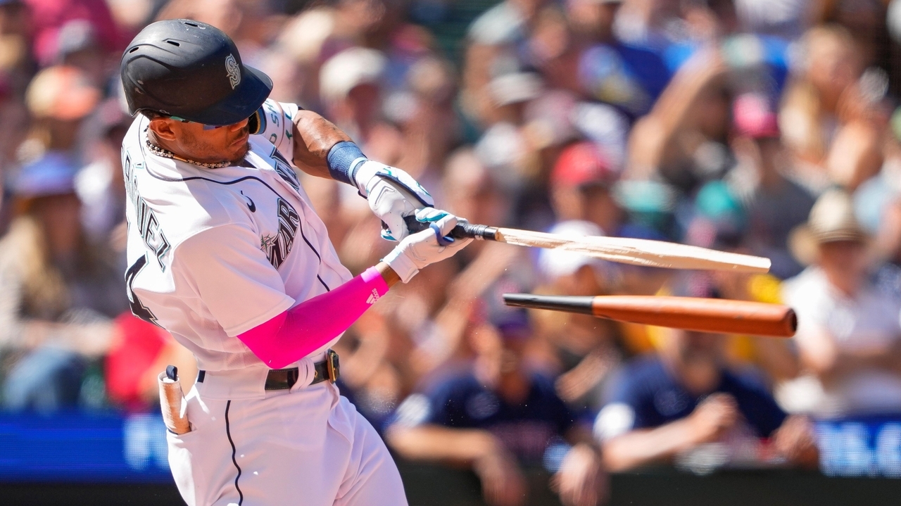 Rodríguez drives in go-ahead run and steals home to lead Mariners past ...