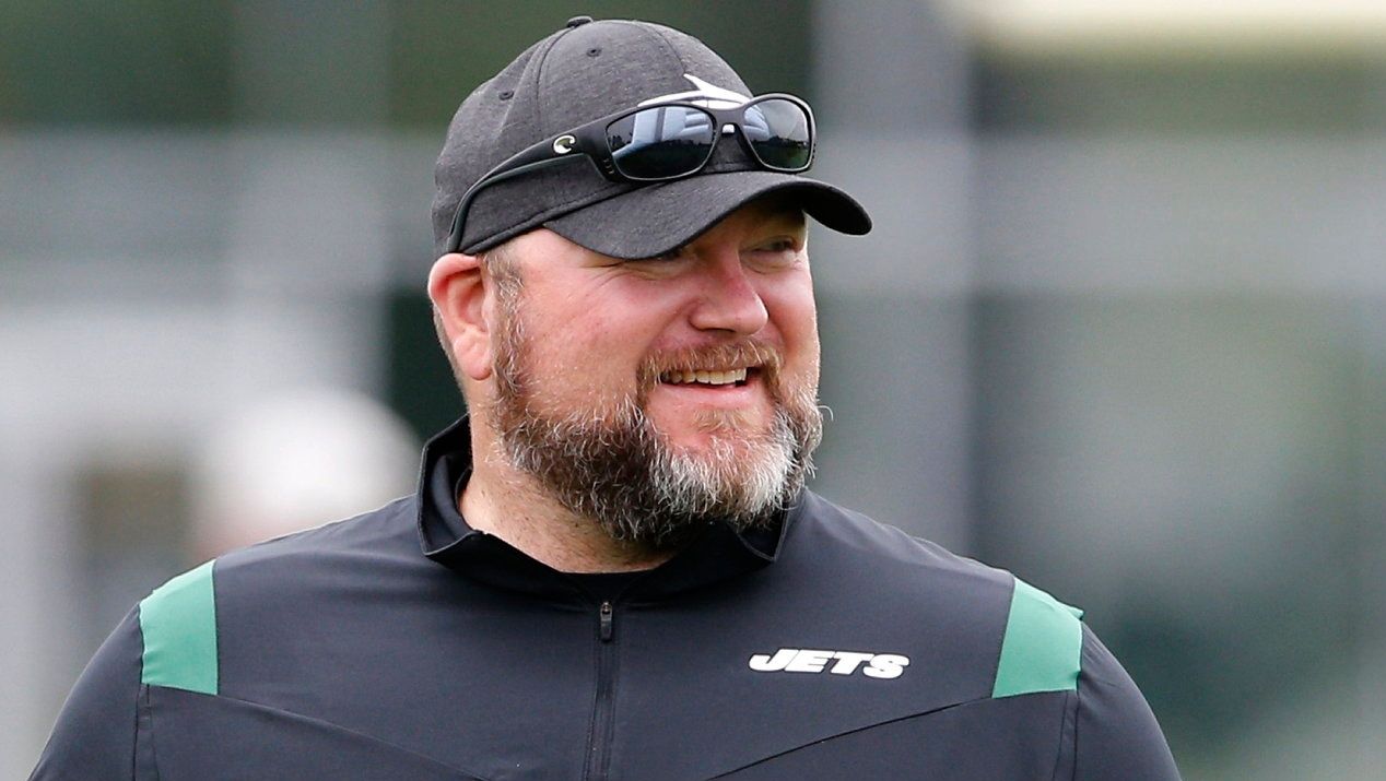 Jets want to 'salvage' Zach Wilson with GM Joe Douglas on the hot