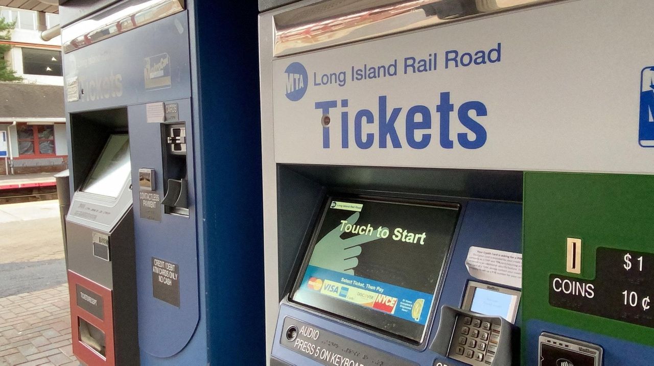 LIRR Ticket machines restored after systemwide outage Newsday