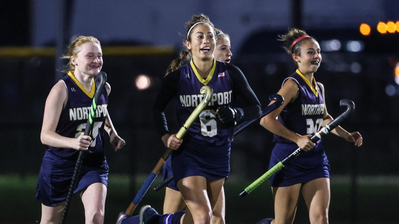 Northport wins third straight LI field hockey title Newsday