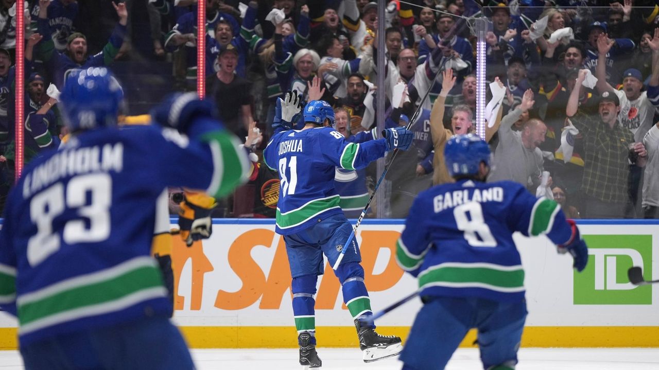 Dakota Joshua Scores 2 Goals To Help Lift Canucks Past Predators 4-2 In ...