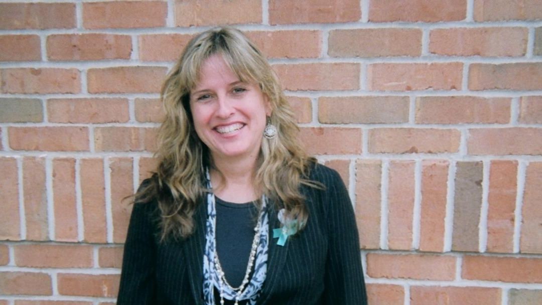 Bank honors Holbrook rapecrisis volunteers Newsday