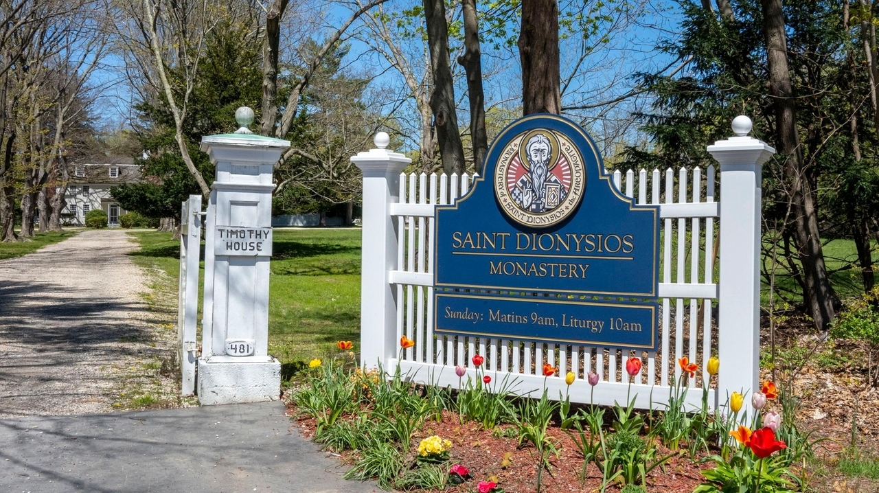 Head of the Harbor OKs plan for Russian Orthodox monastery