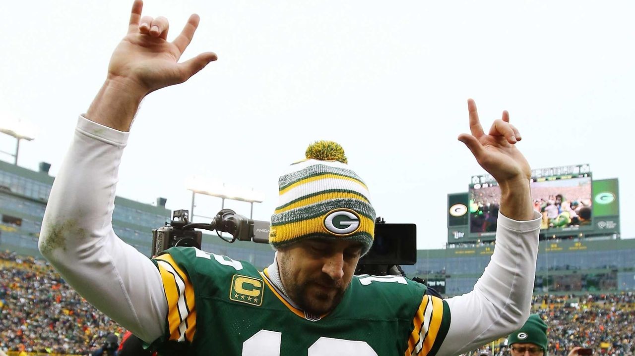 Aaron Rodgers says tweaked calf is not serious - Newsday