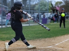 Katherine Krayewski, Avery Van Schuyler homer to lead Kings Park softball