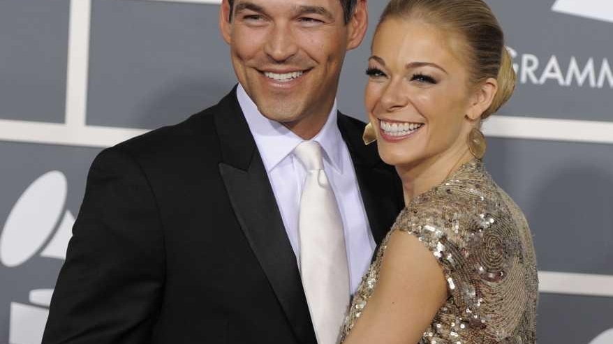 LeAnn Rimes defends her weight loss - Newsday