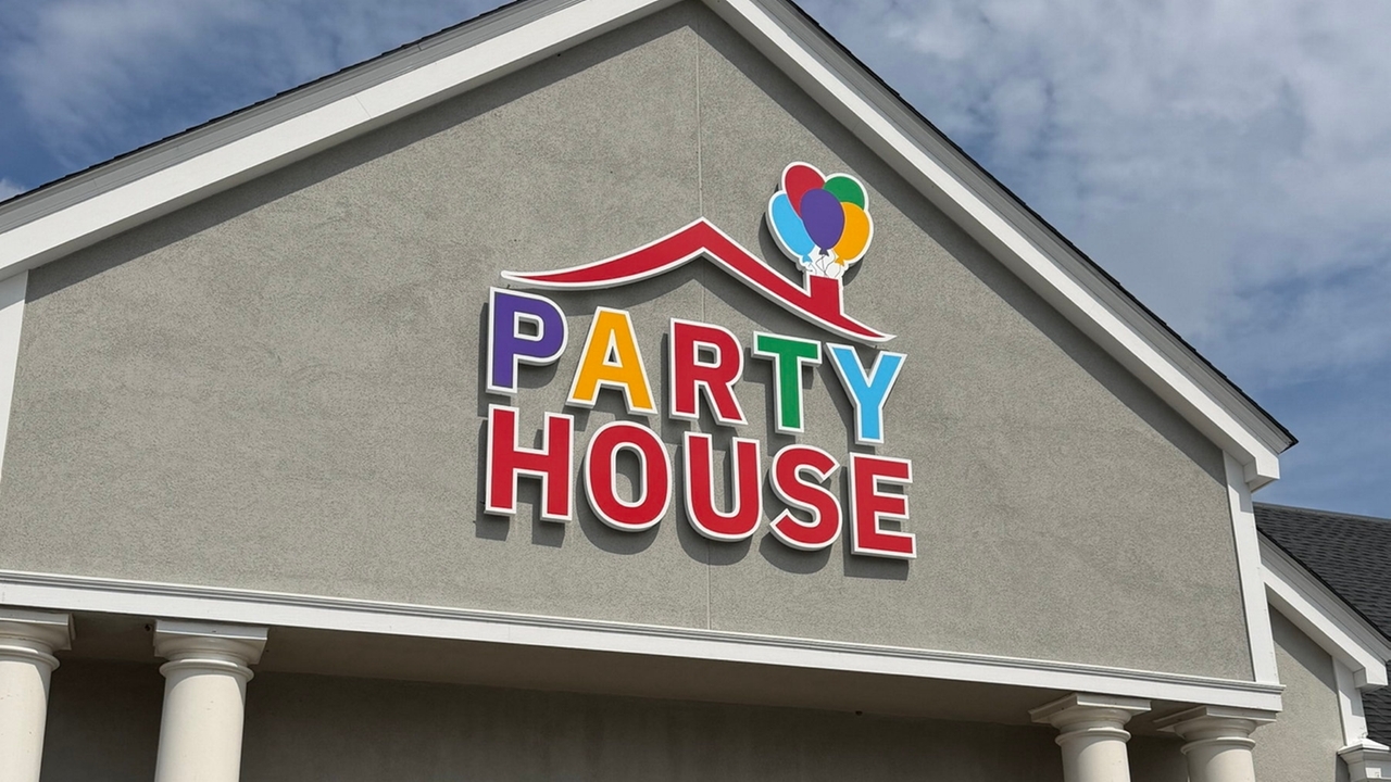 Party House opening in former Party City in Patchogue