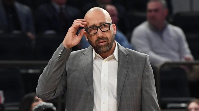 Knicks coach David Fizdale looks on against the Cleveland Cavaliers at...