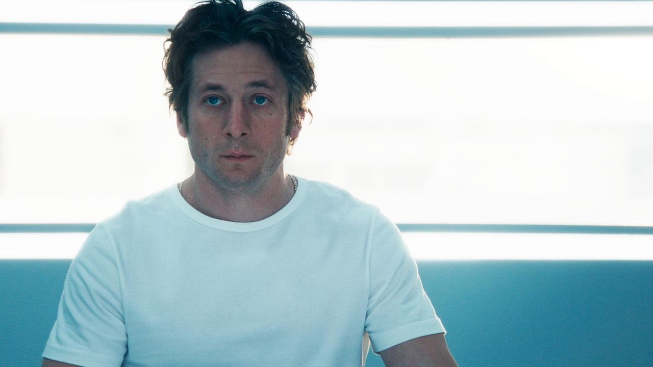 'The Bear' review Jeremy Allen White shines in season 4 Newsday