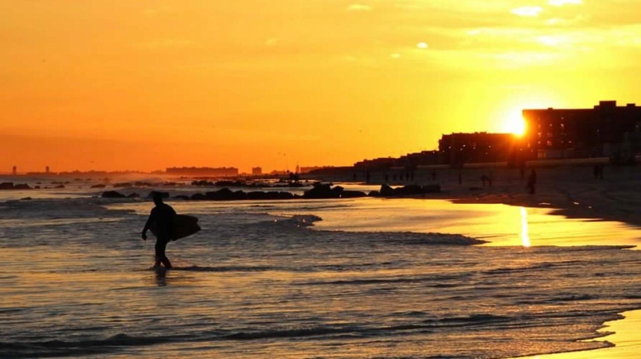 Long Island surfing, windsurfing hot spots in Montauk, Fire Island more