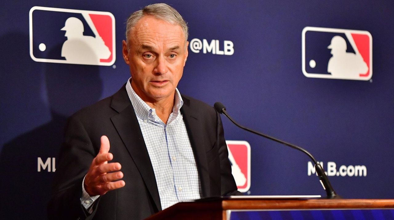 Clock ticking as MLB, players' union solve nothing in 15-minute meeting ...