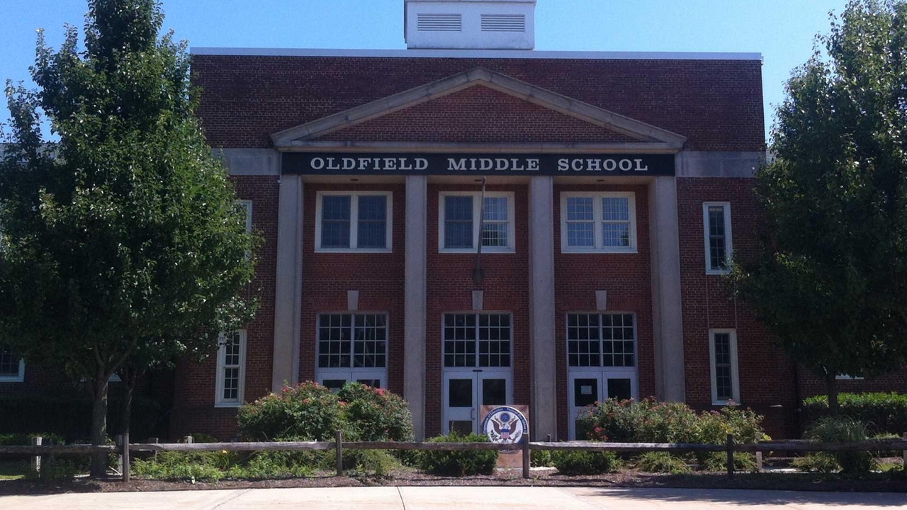 Teen arrested for making threat of mass harm at Old Field Middle School, police say - Vimarsana News