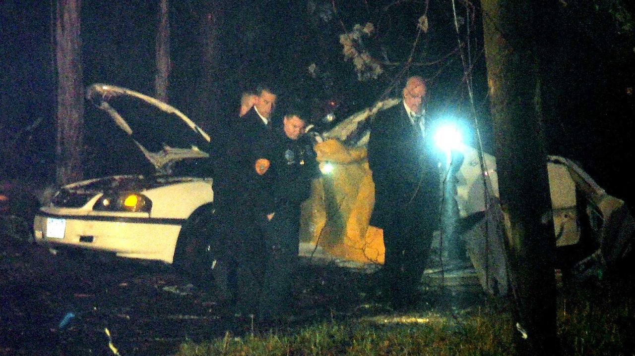 Cops Man killed in Yaphank car crash Newsday