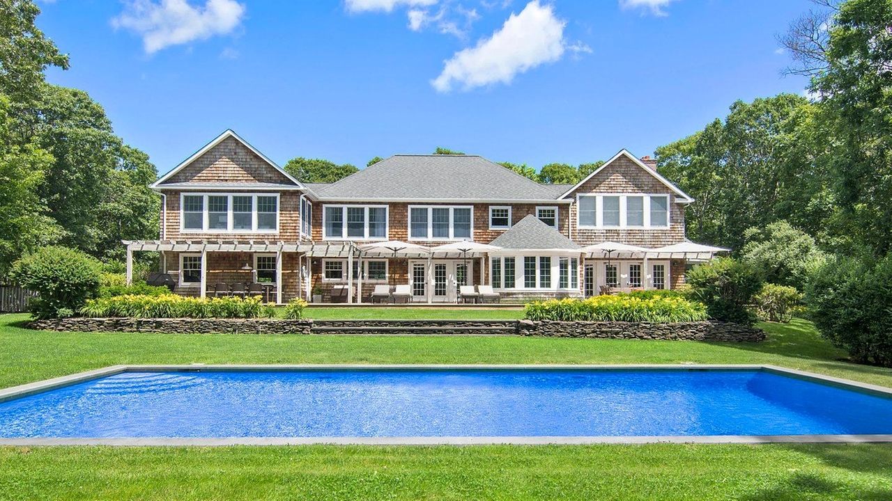 HGTV personalities sell Amagansett home above asking price Newsday