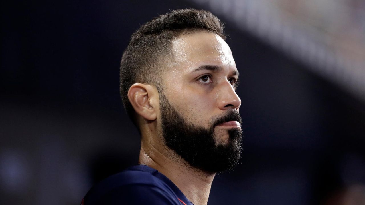 Yankees utilityman Marwin Gonzalez looking to make roster