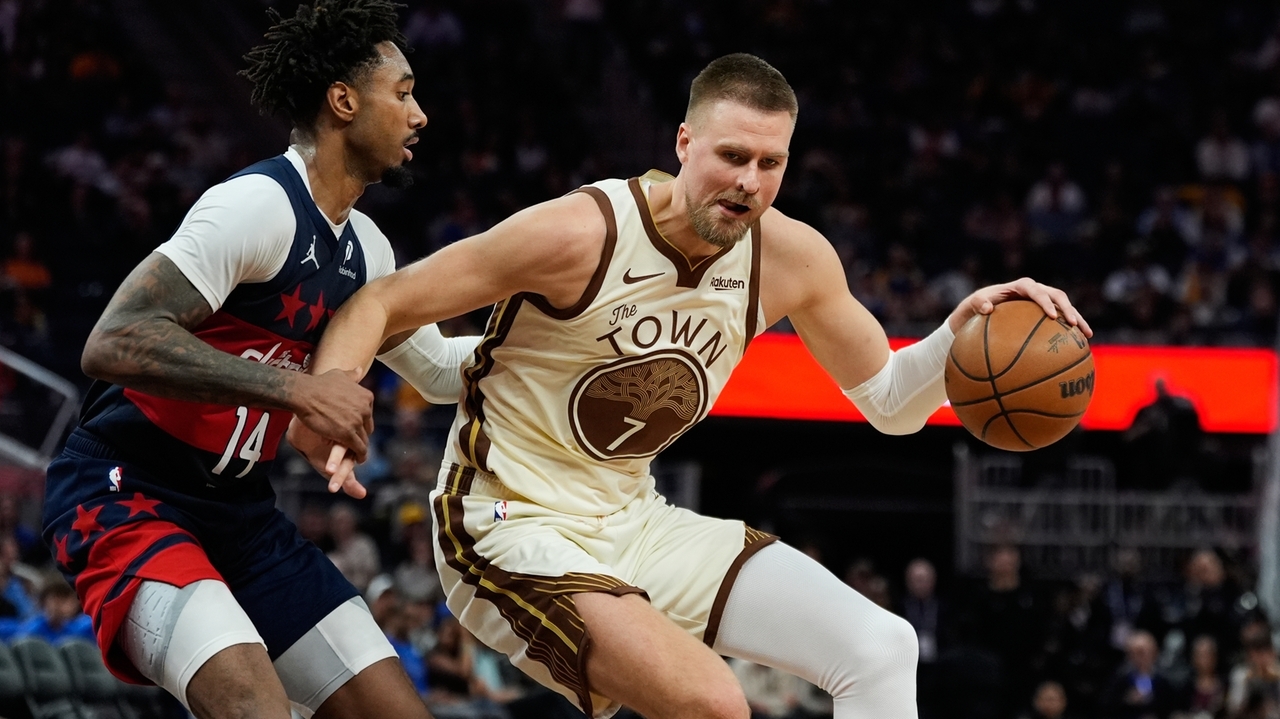 Porzingis and Santos come up big for Warriors in 131-126 win over Wizards -  Newsday