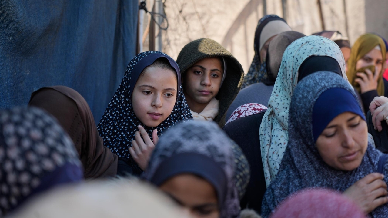 Hamas names 3 more Israeli hostages set for release as Gaza ceasefire ...