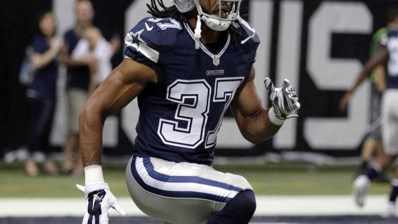 C. J. Spillman flagged, Dallas Cowboys defeat Houston Texans – New York  Daily News