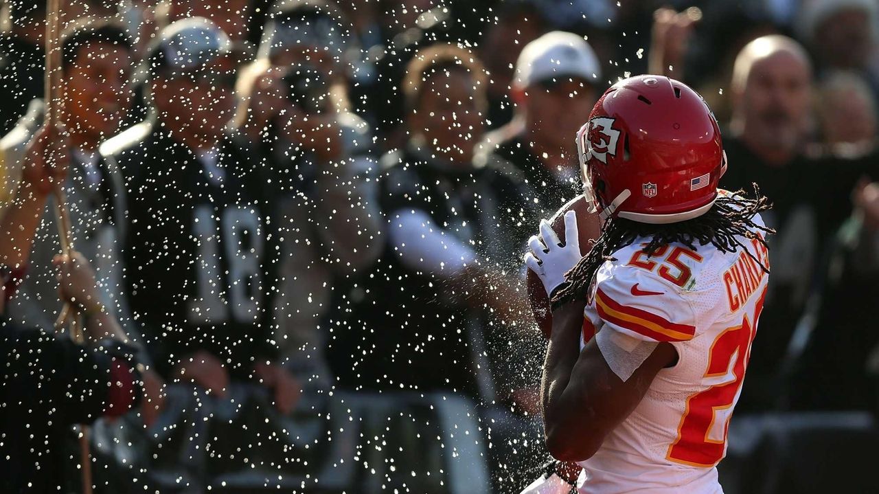 Eric Berry of the Kansas City Chiefs celebrates after the game News  Photo - Getty Images