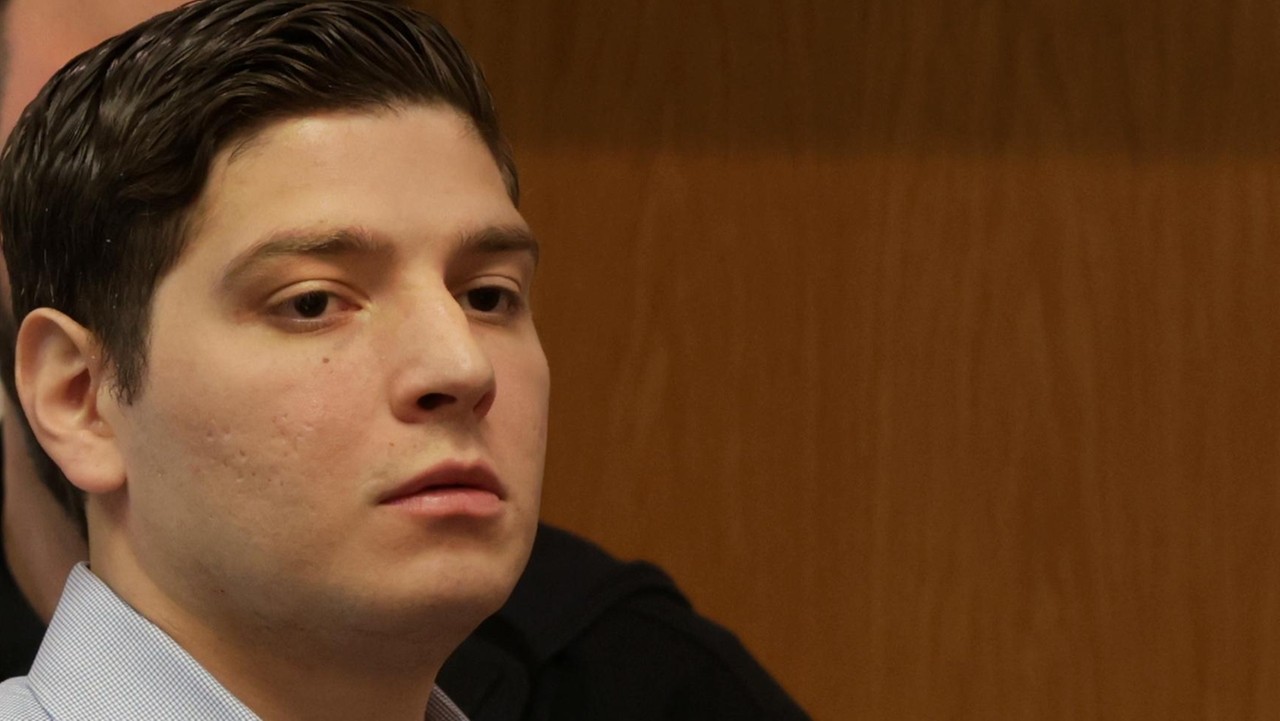 Jonathan Nunez pleads guilty in stabbing that nearly killed Suffolk ...