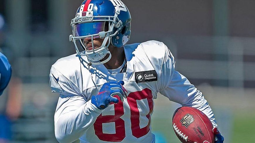 The New York Giants Have Released WR Victor Cruz - Daily Snark