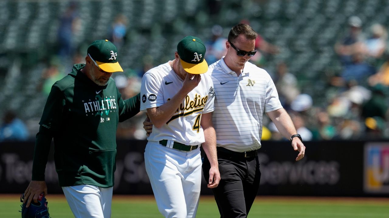 Aces : The Last Season on the Mound with the Oakland A's Big Three