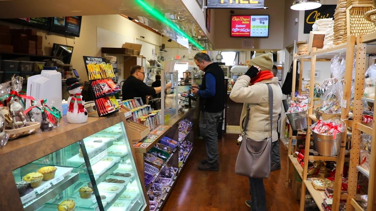 Shoppers hit local stores to support area merchants on Small Business ...