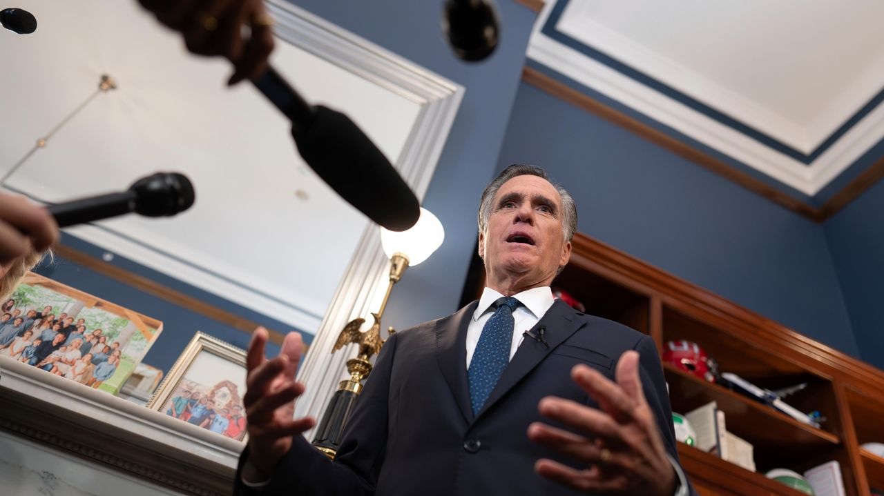 Mitt Romney Makes A Principled Exit - Newsday