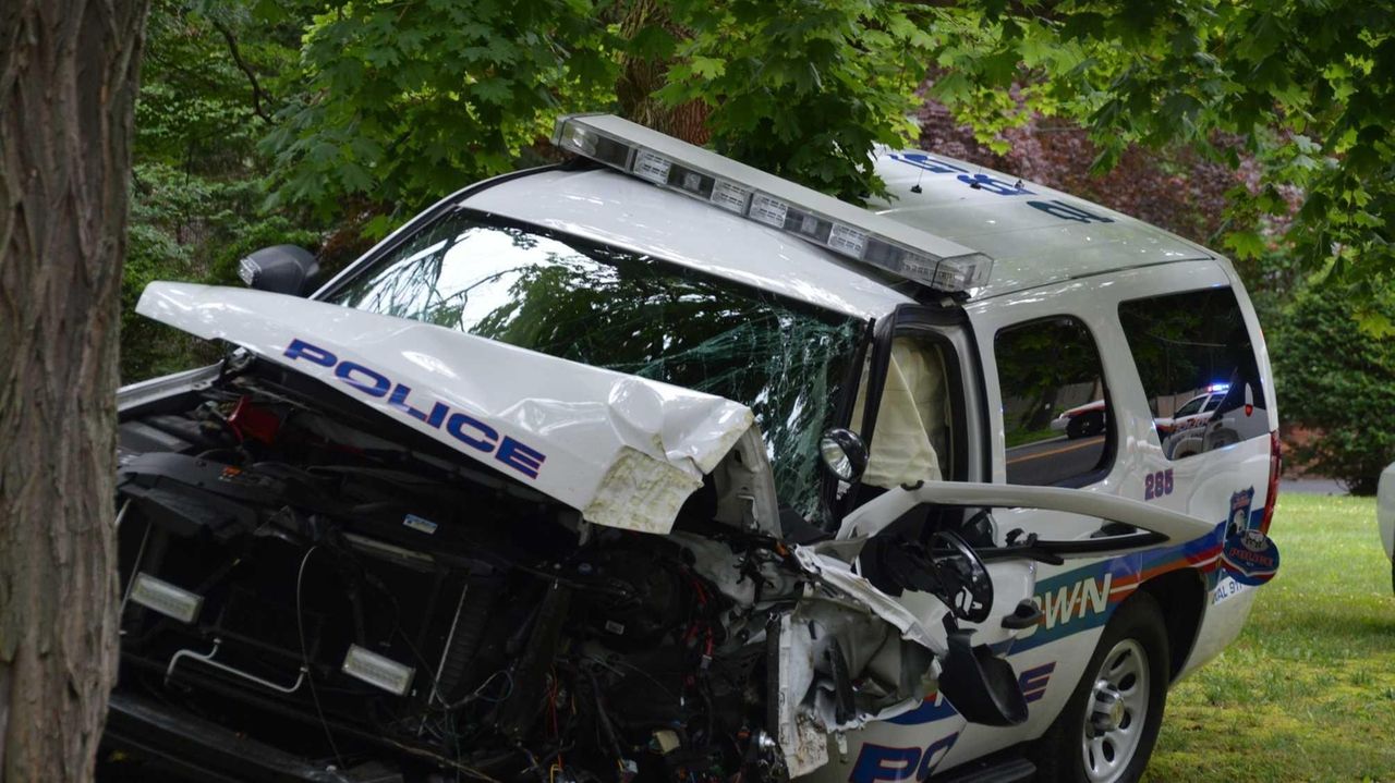 Muttontown officer injured, patrol car destroyed while chasing speeder