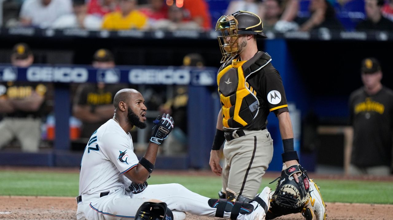 With dad watching, Ryan Weathers leads Padres over Mets 4-2