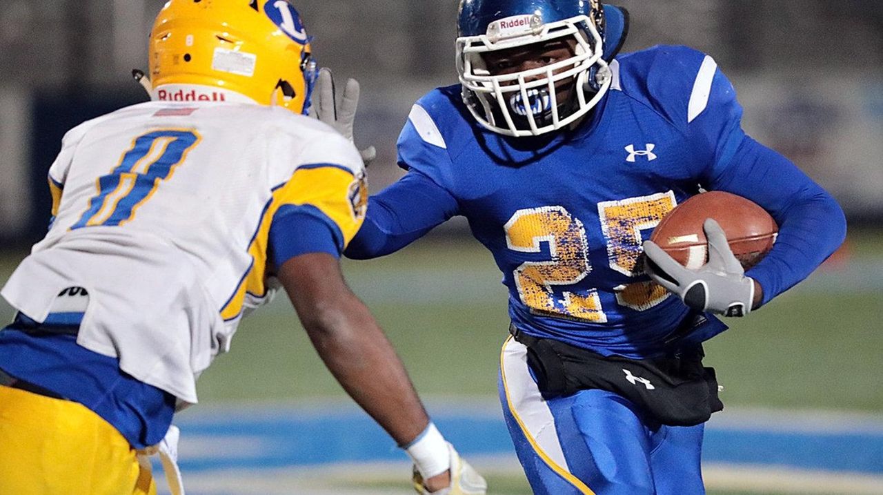 Gridiron greats in semifinals weekend Newsday