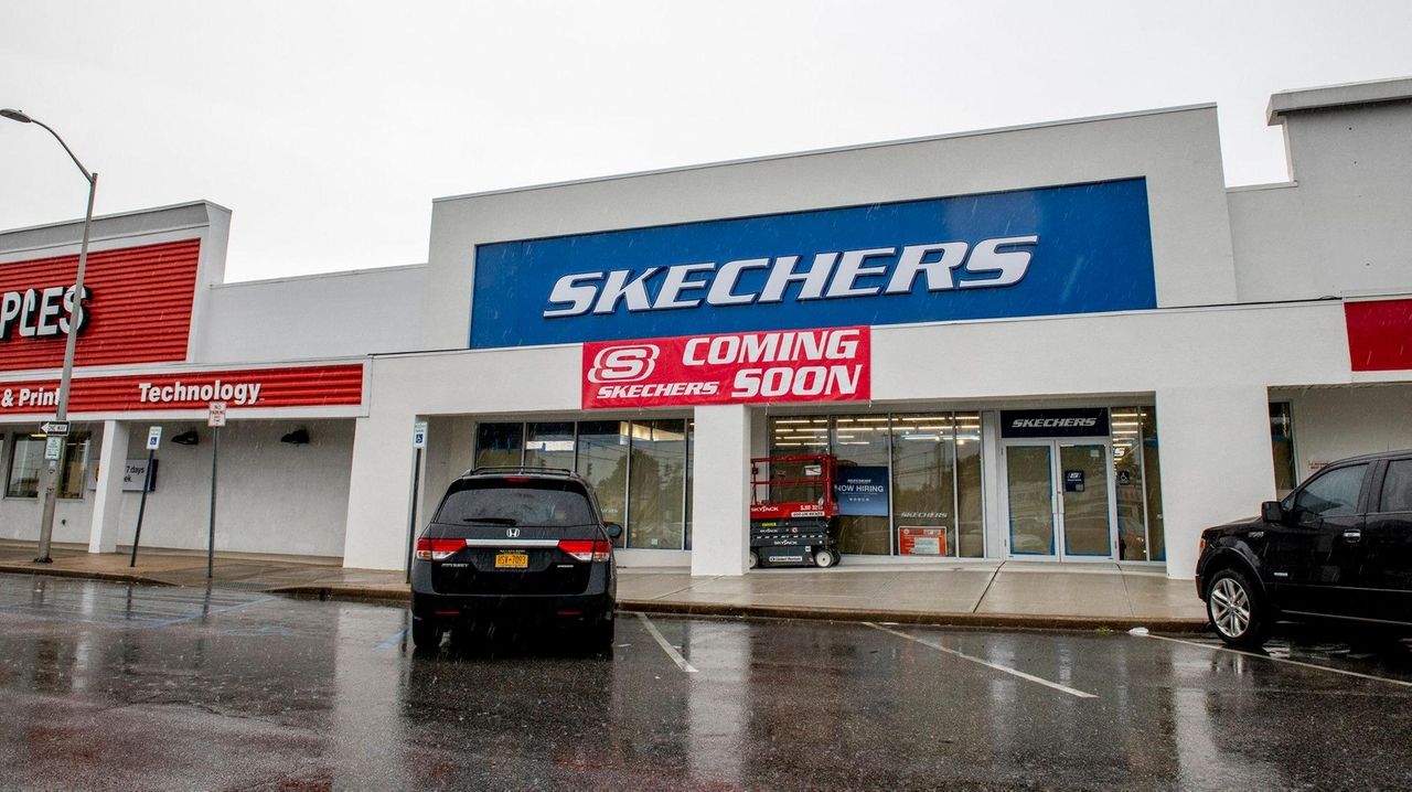 The skechers outlet outlet