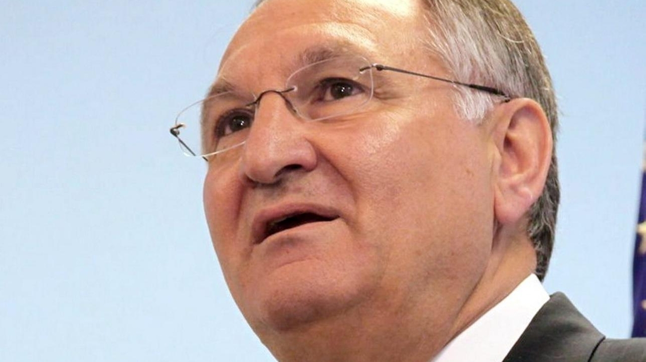 Nassau County, Oyster Bay propose property tax settlement Newsday