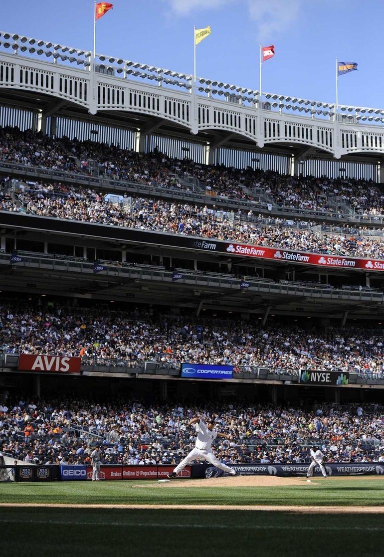 Andy Pettitte goes all the way, beats Astros in final game of career -  Newsday