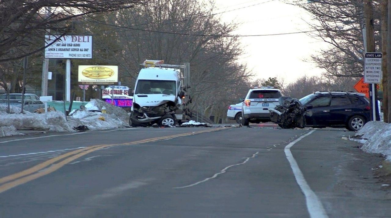 Ga. man dies in headon crash in Hauppauge, Suffolk cops say Newsday