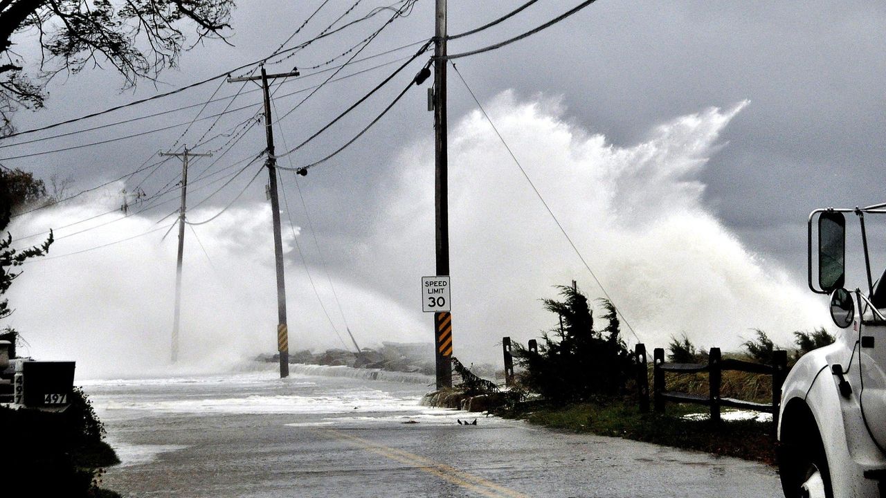 Sandy flooding considered in flood map revisions - Newsday