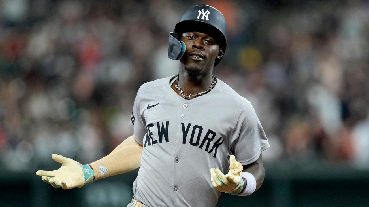 Never underestimate a woman who understands baseball and loves Seattle  Mariners 2025 ALCS shirt, hoodie, sweatshirt \u0026 apparel, image size:1280x719